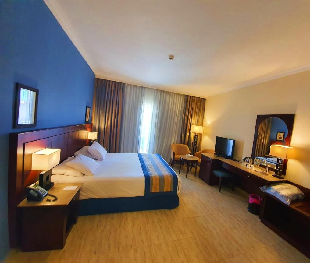 Reserva oferta de viaje o vacaciones en Hotel STELLA DI MARE BEACH RESORT & SPA